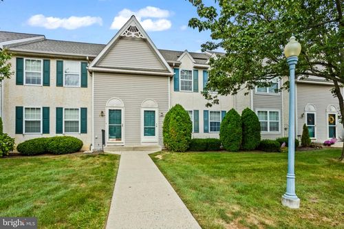2905 Newport Way, READING, PA, 19608-1663 | Card Image