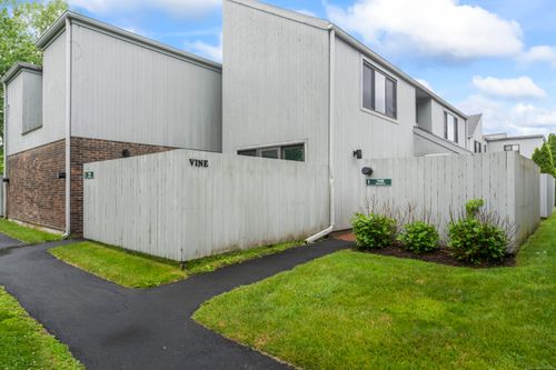 1-1 Vine Ln, Ridgefield, CT, 06877-3350 | Card Image