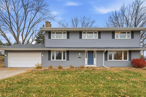 11121 Carver Ct, Burnsville, MN, 55337-1001 | Card Image