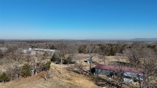 40294 S County Road 4542, House other with 3 bedrooms, 2 bathrooms and null parking in Keota OK | Image 4