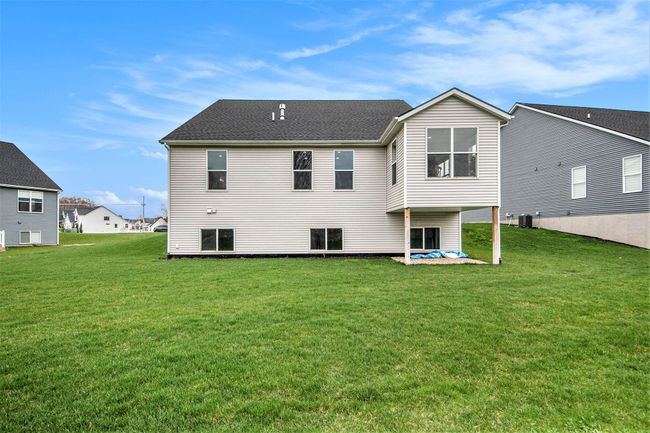 17 - 8275 Woodhaven Dr Sw, Condo with 2 bedrooms, 2 bathrooms and null parking in Byron Center MI | Image 5
