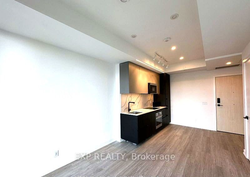 Residential Lease in Toronto C15 3