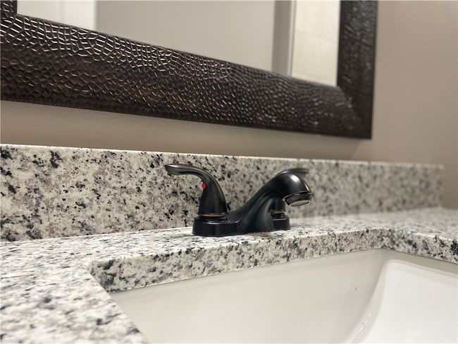 Bathroom detail | Image 47