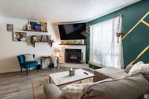 3927 Lamplighter Way, Riverdale, UT, 84405-2624 | Card Image