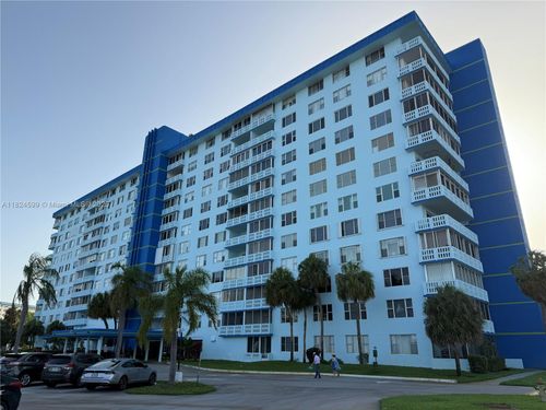apt-710-4001 Hillcrest Dr, Hollywood, FL, 33021-7926 | Card Image