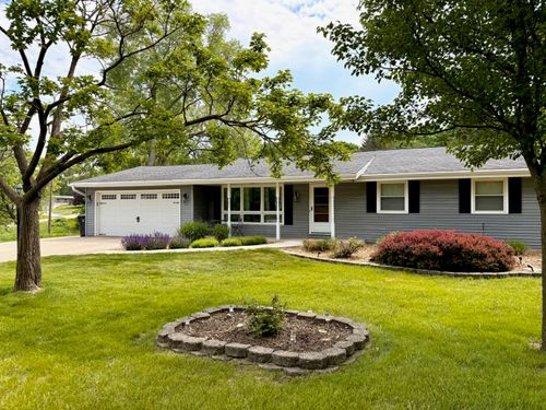 2546620 Ridge Rd, Waukesha, WI, 53189-9313 | Card Image
