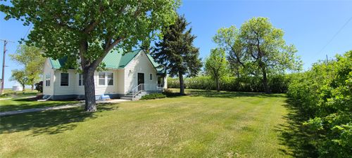 225 4th Ave Se, Dutton, MT, 59433-9676 | Card Image