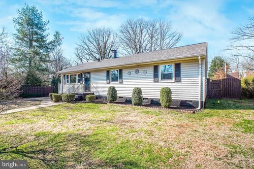 33 Blair Rd, FREDERICKSBURG, VA, 22405-3021 | Card Image