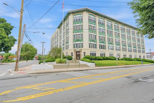 405-1 Landmark Sq, Port Chester, NY, 10573-3383 | Card Image