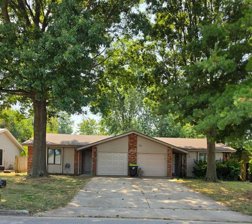 a-and-b-2970 W Roxbury Street, Springfield, MO, 65807 | Card Image