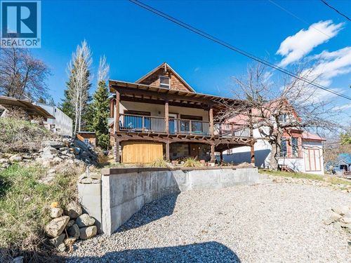 1876 Planer Crescent, Rossland, BC, V0G1Y0 | Card Image