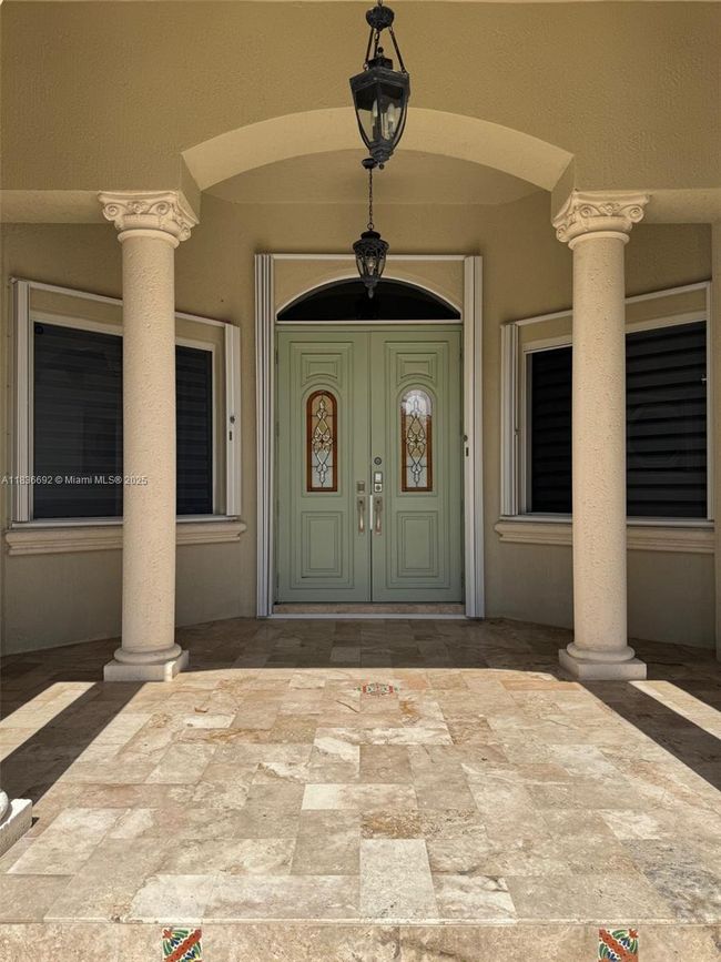 13400 Sw 83 Rd Ave, House other with 4 bedrooms, 6 bathrooms and null parking in Pinecrest FL | Image 5