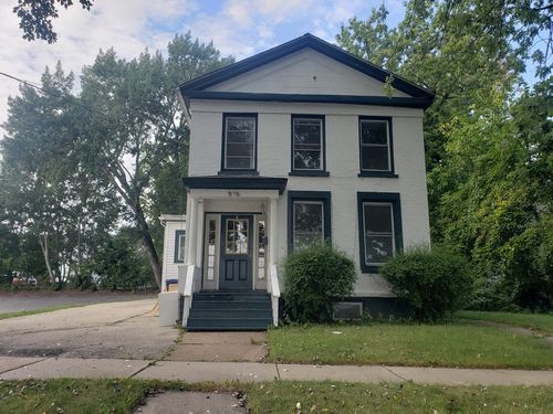 front-322 N County Street N #, Waukegan, IL, 60085 | Card Image