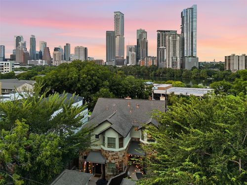 b-512 Sunny Ln, Austin, TX, 78704-1309 | Card Image