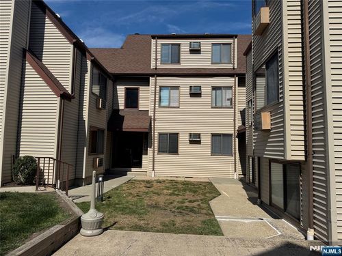 a2-2 Hackensack St, Wood Ridge, NJ, 07075-2348 | Card Image