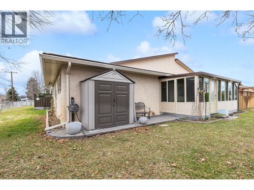 16-200 Gerstmar Rd, Kelowna, BC, V1X4A7 | Card Image