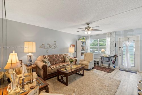 4-4 Markham A, Deerfield Beach, FL, 33442-2725 | Card Image