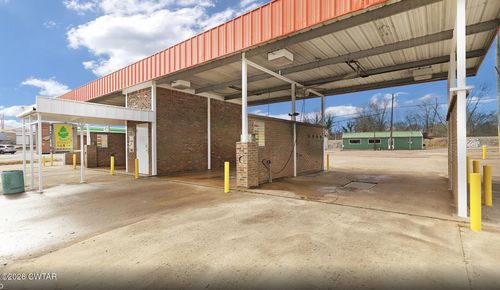 1045 N 1st St, Milan, TN, 38358-2027 | Card Image