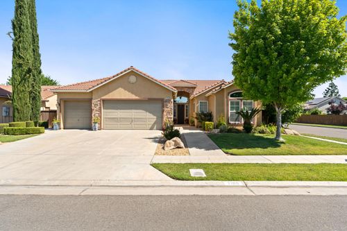 7188 W Oswego Ave, Fresno, CA, 93723-4038 | Card Image
