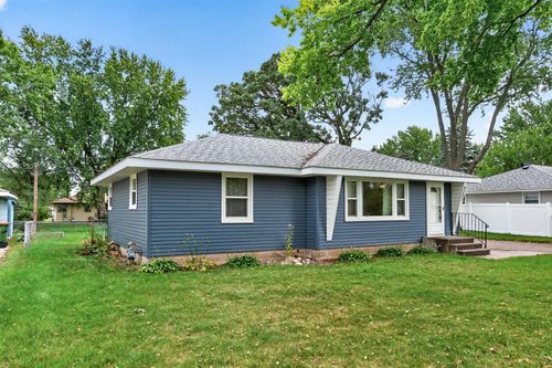 9207 Terrace Rd Ne, Blaine, MN, 55434-1168 | Card Image