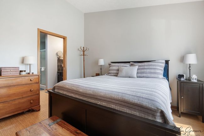 17-web-or-mls-A7401765 | Image 9