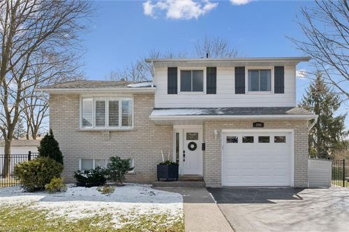 306 Daleside Pl, Waterloo, ON, N2L5M4 | Card Image