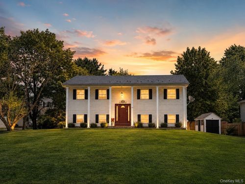 50 Scott Dr, Middletown, NY, 10941-1133 | Card Image