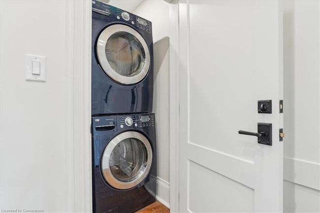 524 Locust St, House other with 3 bedrooms, 2 bathrooms and 6 parking in Burlington ON | Image 24