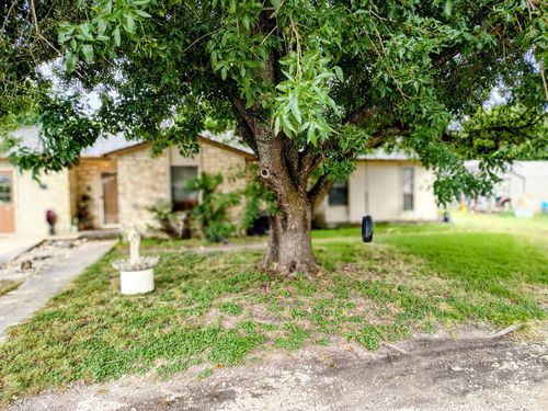 113 Beck Street, Florence, TX, 76527 | Card Image