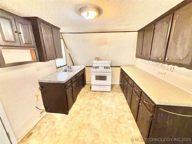 30813 W Beaver Mt Rd, House other with 3 bedrooms, 1 bathrooms and null parking in Stigler OK | Image 6