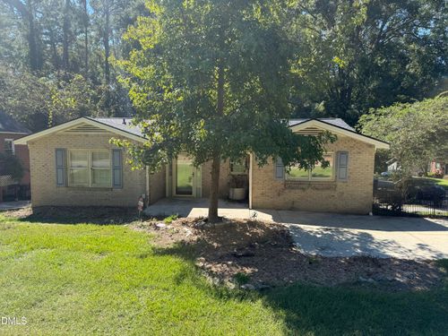 211 Carbonton Rd, Sanford, NC, 27330-4010 | Card Image