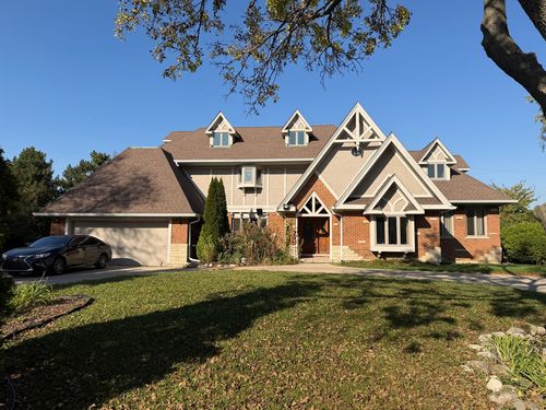 0-18 Glenoble Ct, Oak Brook, IL, 60523-1542 | Card Image