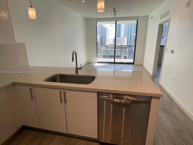 APT-1508 - 999 Sw 1 St Ave, Condo with 1 bedrooms, 1 bathrooms and null parking in Miami FL | Image 11