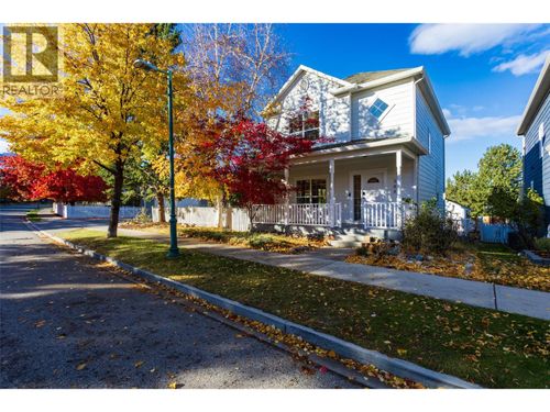 388 Mccarren Ave, Kelowna, BC, V1W4W3 | Card Image