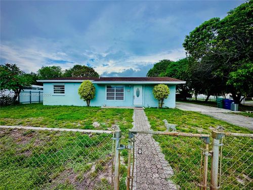 1-17210 Nw 50th Ct, Miami Gardens, FL, 33055-4121 | Card Image