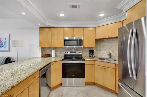 505605-5 Bluebill Ave, NAPLES, FL, 34108-1740 | Card Image