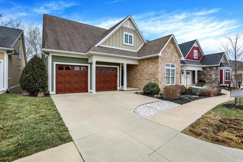 1600 S Hathaway Ct, Bloomington, IN, 47401-7187 | Card Image