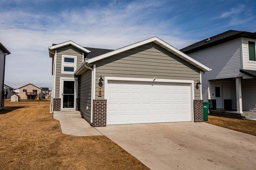 762 2nd Ave, Horace, ND, 58047-5503 | Card Image