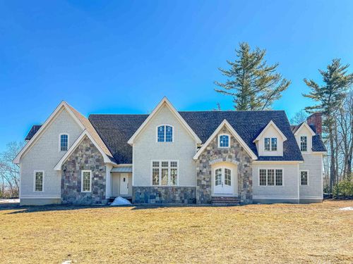 5 Liberty Ln, Barrington, NH, 03825-6208 | Card Image