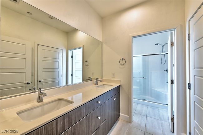 UNIT-211 - 11258 Essence Point Ave, Condo with 2 bedrooms, 2 bathrooms and null parking in Las Vegas NV | Image 7