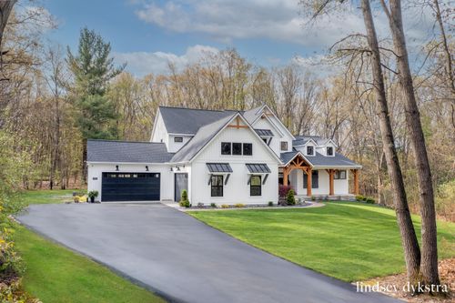 8686 Bentham Court, Courtland Township, MI, 49341 | Card Image