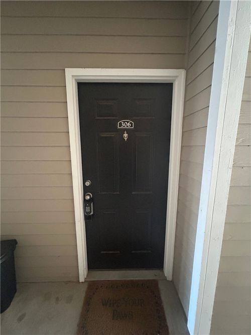 306-4230 Nw Meadow Creek Cir, Fayetteville, AR, 72703-6377 | Card Image