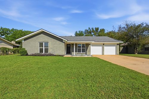 5402 Basswood Ln, Austin, TX, 78723-5406 | Card Image