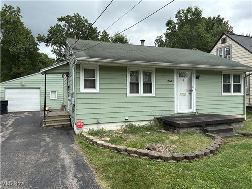 1568 Clemmens Ave Nw, Warren, OH, 44485-2107 | Card Image