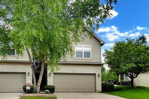 2647 Granite Ct, Crystal Lake, IL, 60012-2607 | Card Image