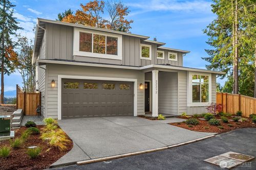 22212 98th Ave W, Edmonds, WA, 98020-4538 | Card Image