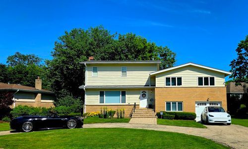 517 Appletree Ln, Deerfield, IL, 60015-3930 | Card Image