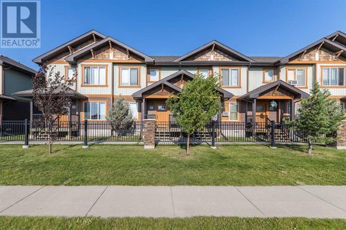 2-4118 41 Ave, Lloydminster, SK, S9V2J8 | Card Image