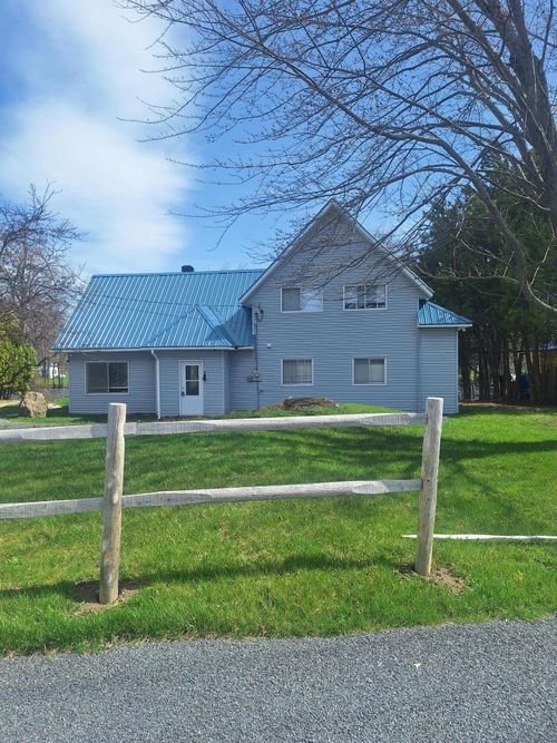 2716 Lake Shore Rd, Chazy, NY, 12921-2234 | Card Image