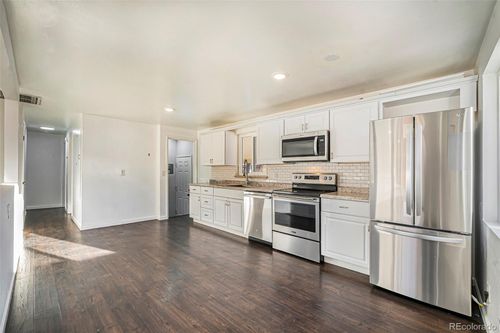 164 Winona Ct, Denver, CO, 80219-1152 | Card Image